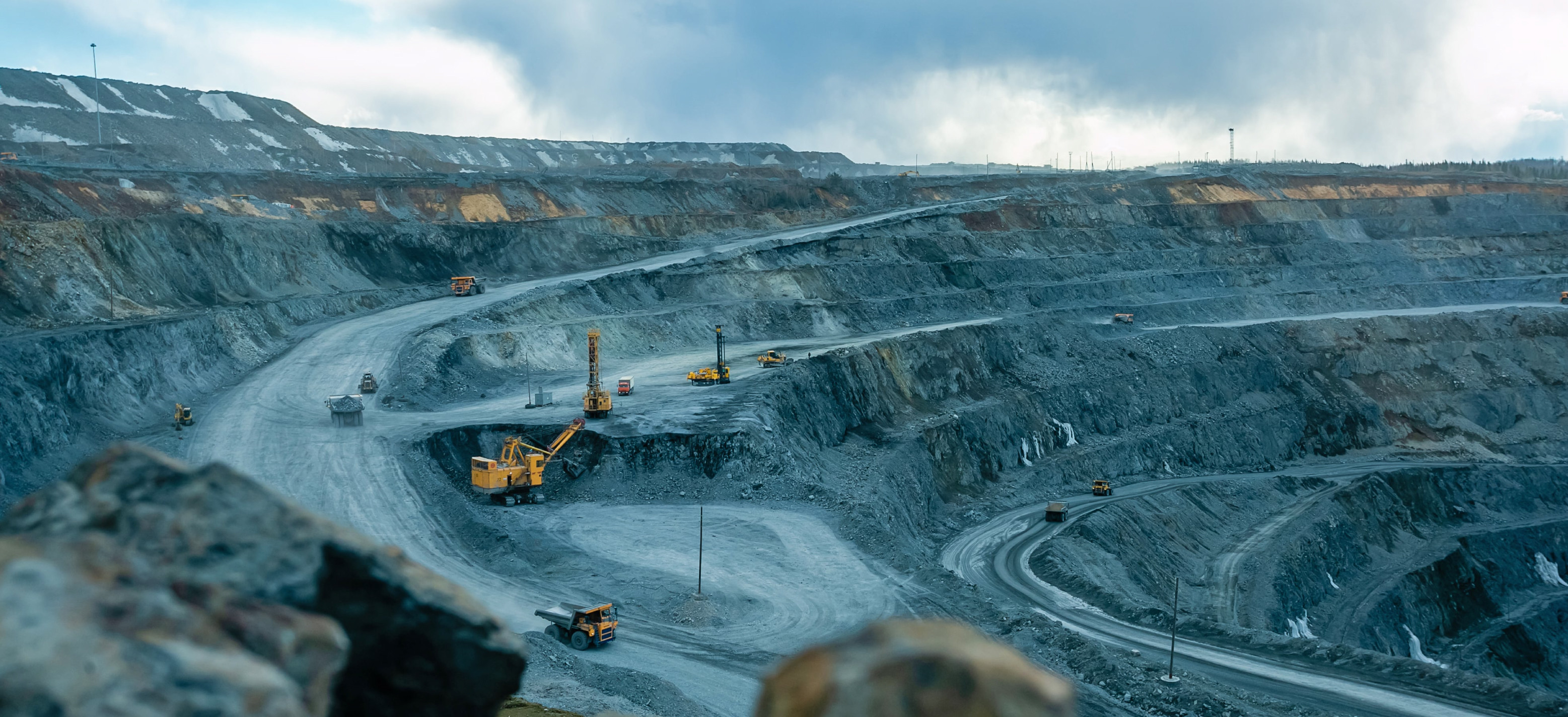 NEWS, INTERVIEWS AND EVERYTHING RELATED TO PERUMIN IN THE MEDIA